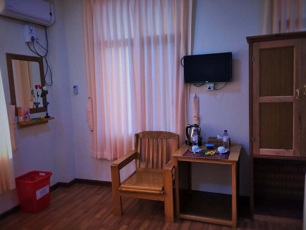 Inle Star Hotel Nyaung Shwe Extérieur photo