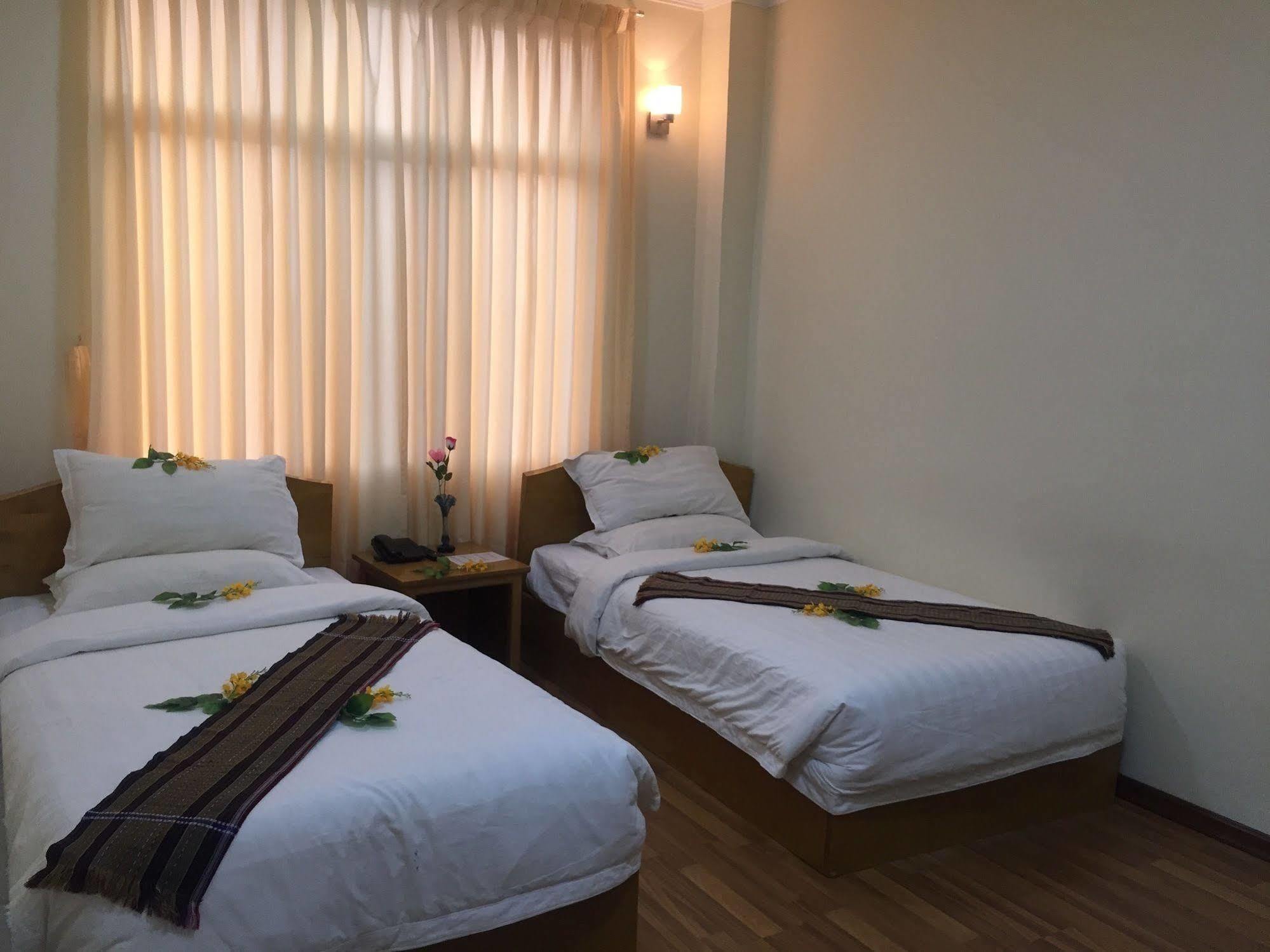 Inle Star Hotel Nyaung Shwe Extérieur photo