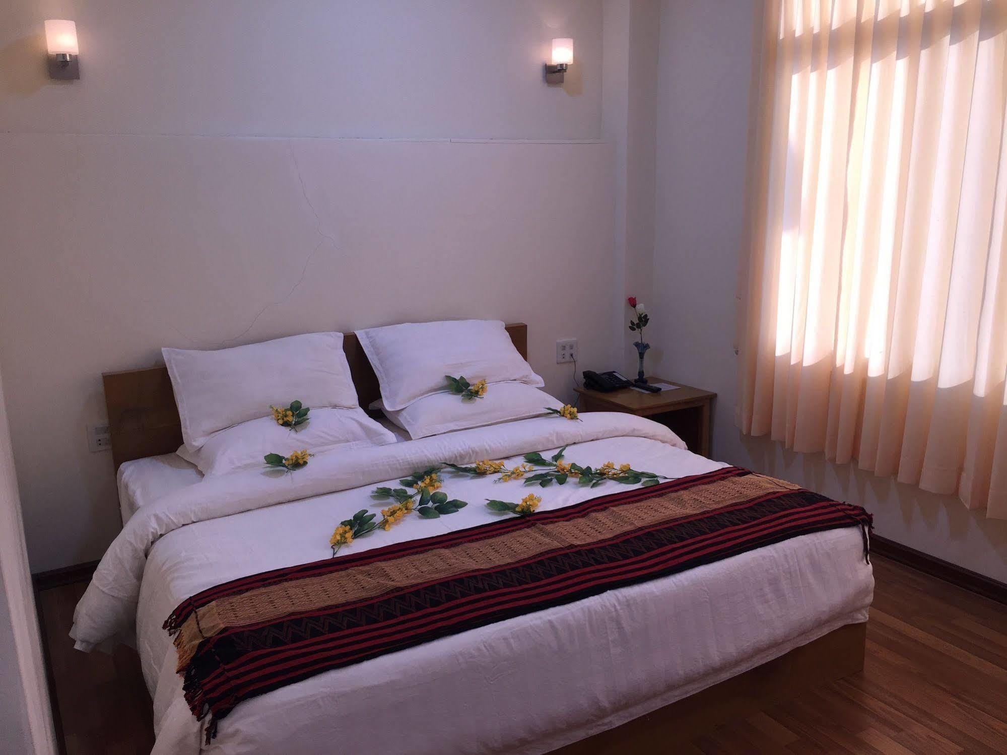 Inle Star Hotel Nyaung Shwe Extérieur photo