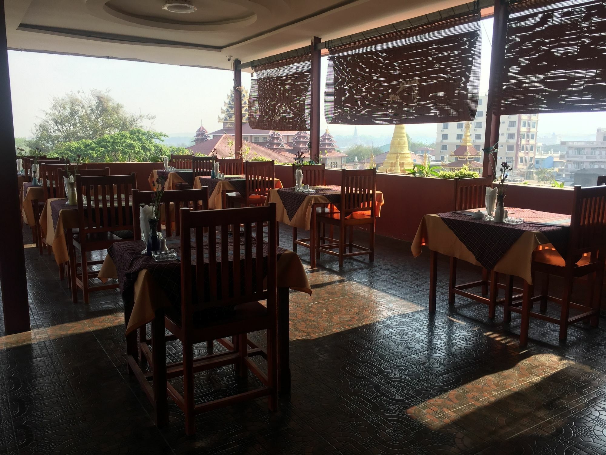 Inle Star Hotel Nyaung Shwe Extérieur photo
